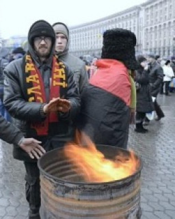 На Майдане - адский пламень