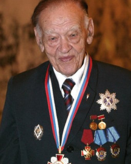 Я подарю тебе завтра и Празднование 100-летия Фёдора Григорьевича Углова